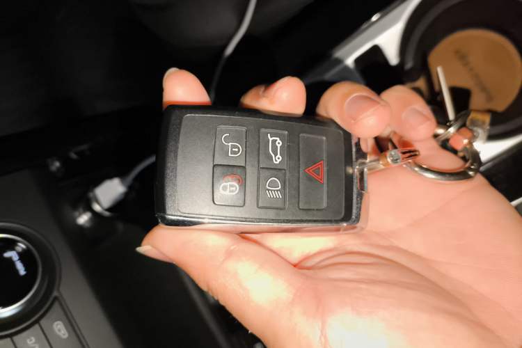 Used Land Rover Discovery 2020 3.0 SC V6 SE