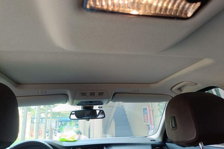 Used BMW 5 Series 2014 525Li Luxury Design Package
