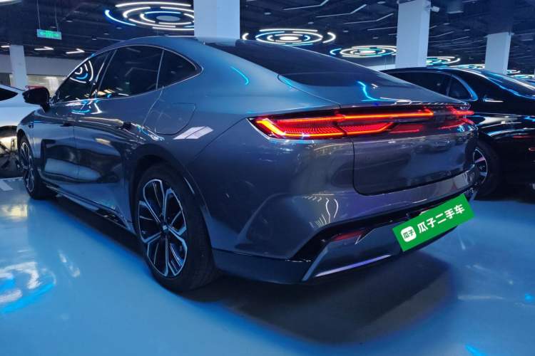 Used Geely Galaxy E8 2025 575 km Exploration Intelligent Driving Edition Rear Left 45 Deg