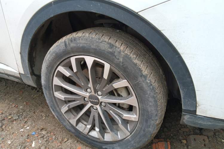 Used Haval H6 2020 1.5 GDIT Automatic Platinum Champion Edition Right Front Wheel Hub