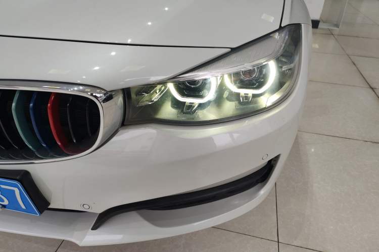 Used BMW 3 Series GT 2019 320i Sport Edition Left Front Headlight
