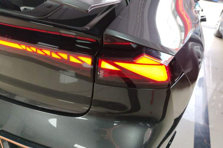 Used CHANGAN UNI-V 2022 1.5T Sport Edition
