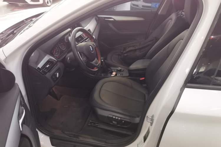 Used BMW X1 2016 sDrive18Li Fashion Model Left Front Seat