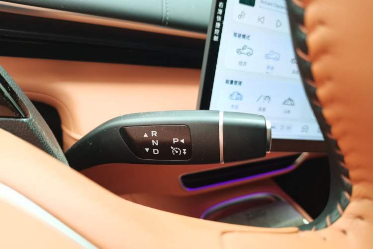 Used Deepal S07 2023 200Max Range-Extended Version
