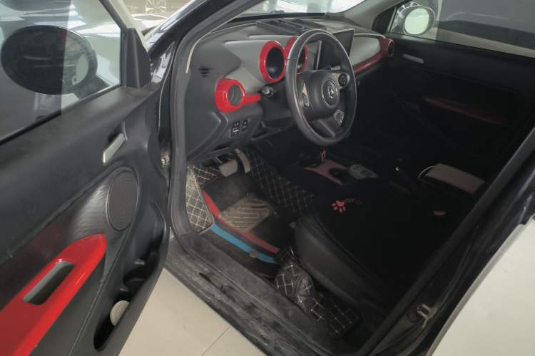 Used ORA Black Cat 2021 351 km Standard Version Driver Seat