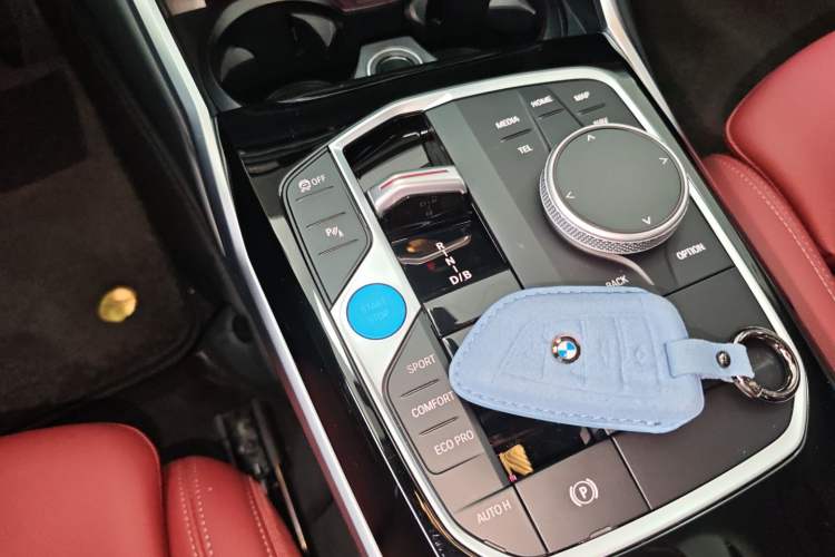 Used BMW i3 2024 eDrive 35 L
