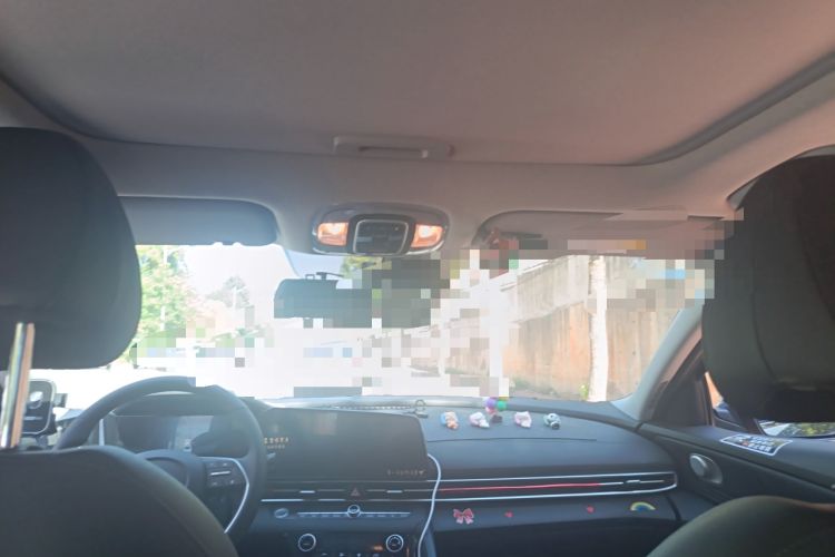 Used Hyundai Elantra 2023 1.5L CVT LUX Prestige Edition
