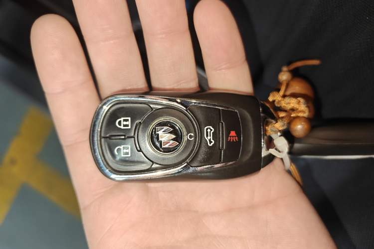 Used Buick GL8 2023 Land Executive Class 652T Luxury Model
