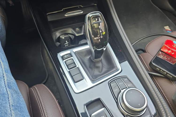 Used BMW 1 Series 2023 125i M Sport Night Edition Gear Lever