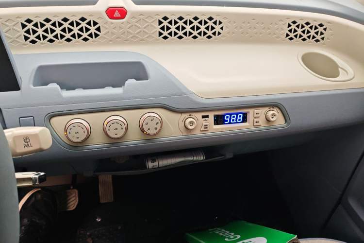 Used Dongfeng Fengon MINIEV 2022 Candy Edition Lightly Sweeted