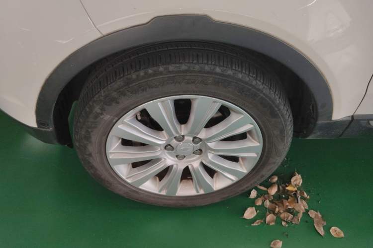 Used Land Rover Range Evoque 2018 240 PS SE Smart Brilliance Edition Exterior 4