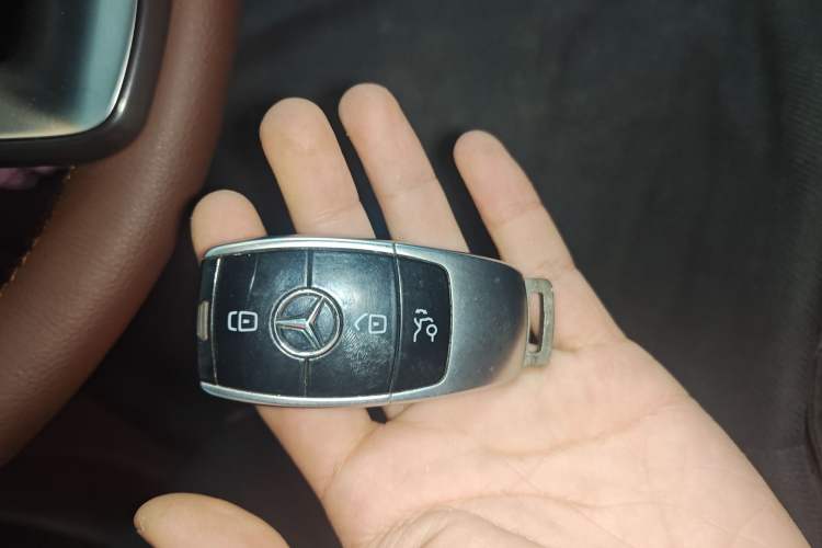 Used Mercedes-Benz E-Class 2017 E 300 L Luxury Model