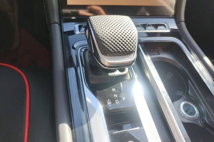 Used Hongqi H5 2025 1.5T DCT Qiyun 500 000th Unit Commemorative Edition
