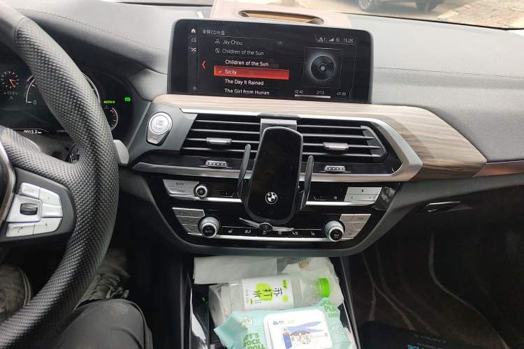 Used BMW X3 2019 xDrive28i Luxury Package Audio And AC Panel