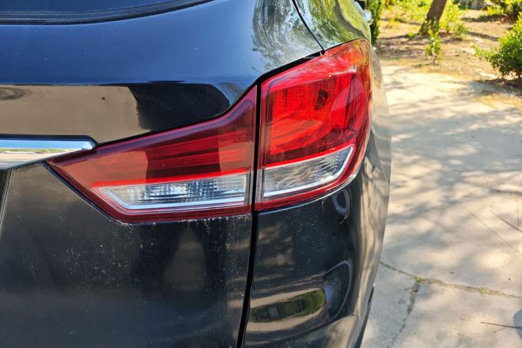 Used Hanteng X7 2018 X7S 1.5T Automatic Luxury Model Right Rear Taillight