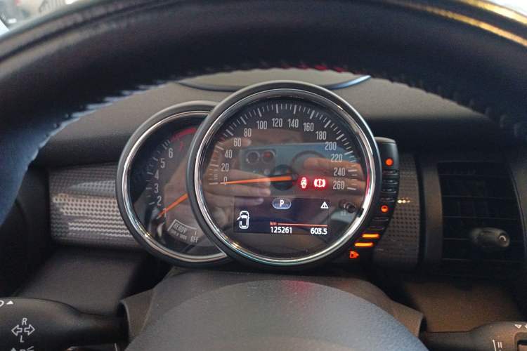 Used MINI 2014 1.5T COOPER Excitement