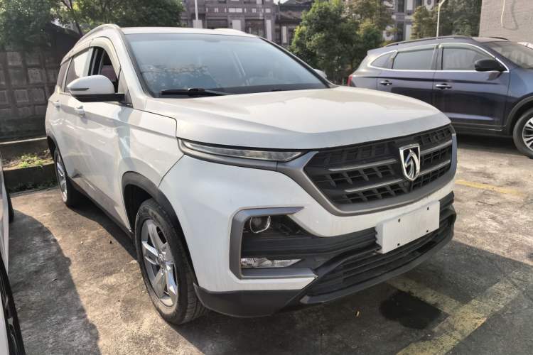 Used Baojun 530 2018 1.5T Manual Elite Version China V