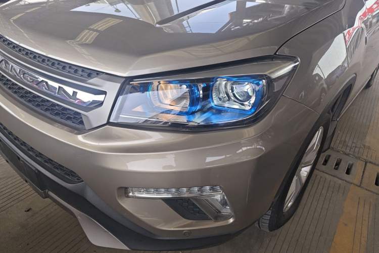 Used Changan CS75 2017 Shangku Edition 1.5T Manual ZhiXiang Model