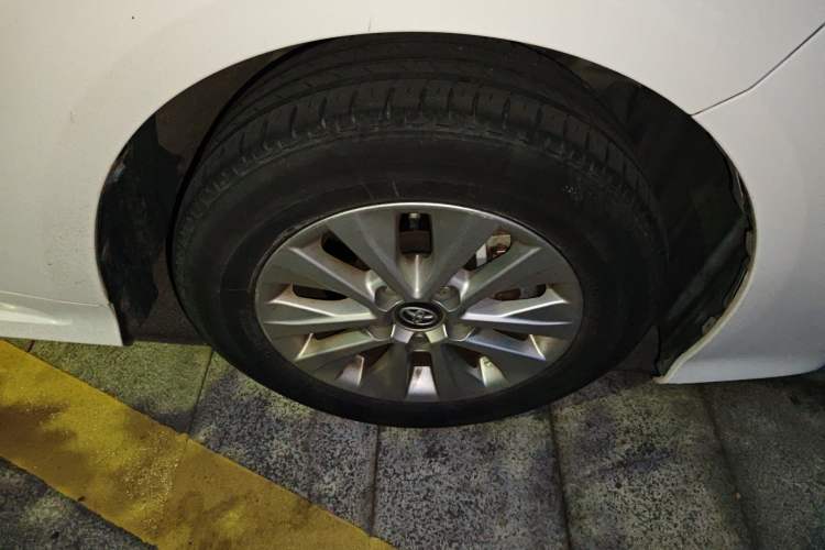 Used Toyota Corolla 2022 1.2T S-CVT Pioneer PLUS Edition Right Front Wheel Hub