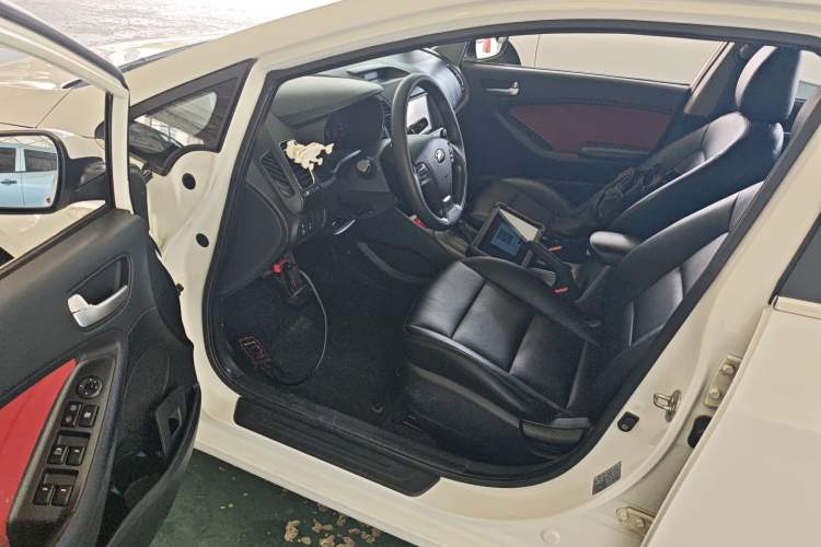 Used Kia K3 2015 1.6L Automatic GL
