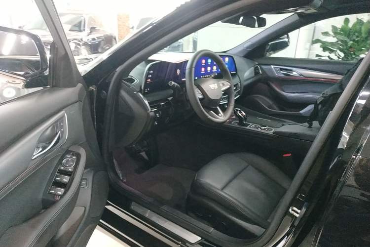 Used Cadillac CT5 2024 28T Luxury Pro Trim Driver Seat