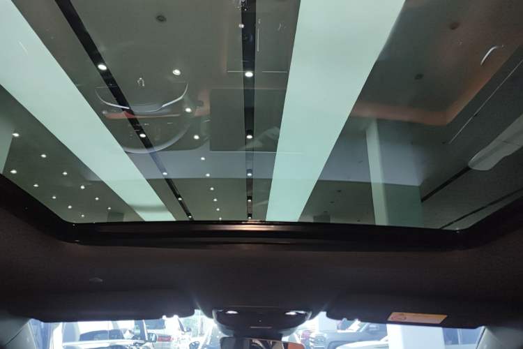 Used Hima AITO M7 2024 1.5T Intelligent Drive Rear-Drive Ultra Version 5 Seats Headliner