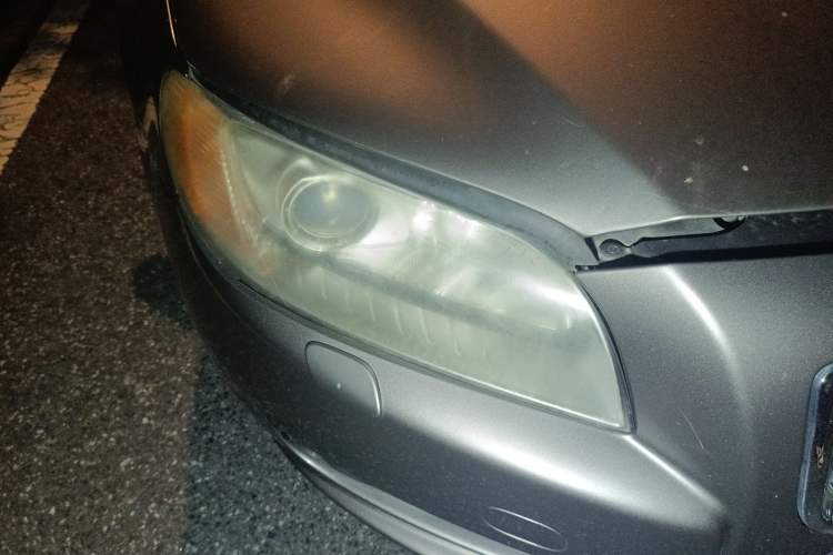 Used Volvo S80L 2010 2.5T ZhiZun Edition
