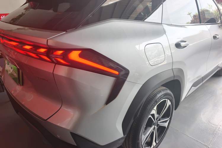 Used Geely Galaxy L7 2025 EM-i 115km Exploration+ Edition Right Rear Taillight