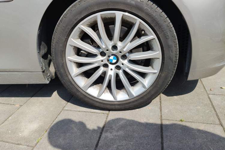 Used BMW 5 Series 2014 525Li Luxury Design Package