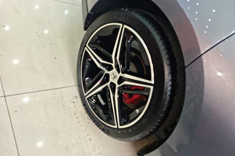 Used MG 7 2023 2.0T Automatic Trophy+ Ignition Glory Edition