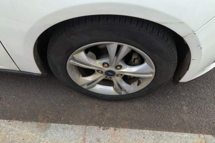 Used Ford Focus 2015 Sedan 1.6L Automatic Comfort Model
