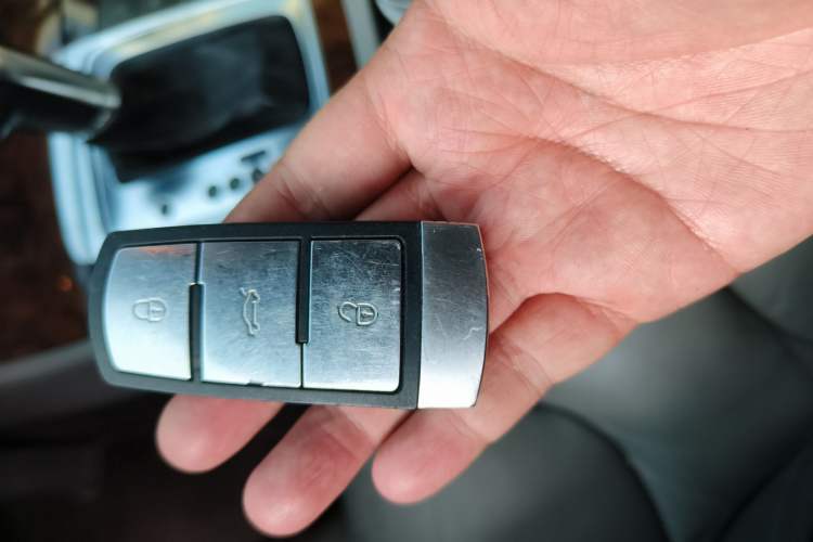 Used Volkswagen Magotan 2009 2.0 TSI DSG Luxury Version Vehicle Key