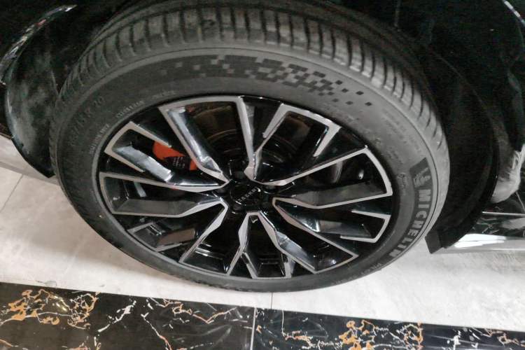 Used Zeekr 7X 2025 100 kWh Long-Range Rear-Wheel Drive with Intelligent Driving Features Exterior 5