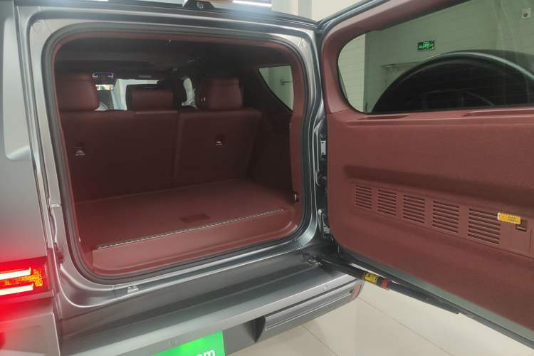 Used Tank 700 New Energy 2024 Hi4-T Extreme Edition