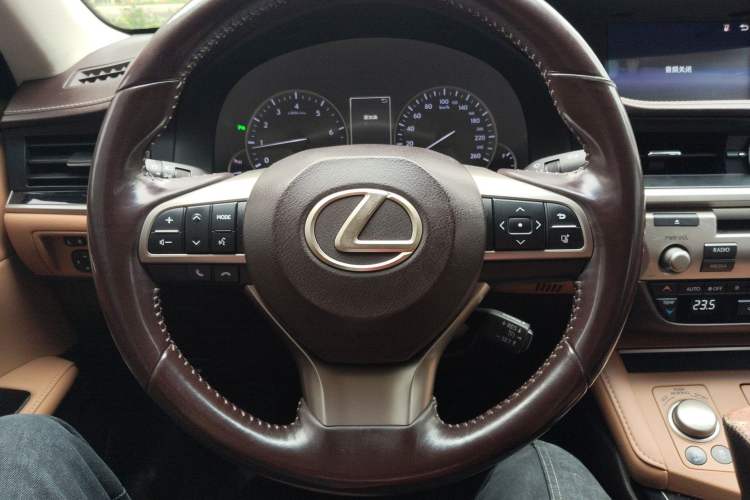 Used Lexus ES 2015 200 Elite Edition