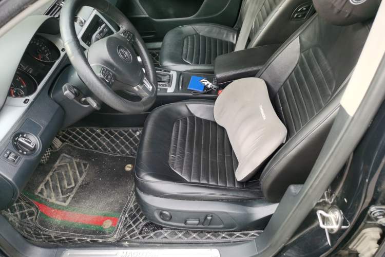 Used Volkswagen Magotan 2016 1.8TSI Smart Comfort Model Left Front Seat