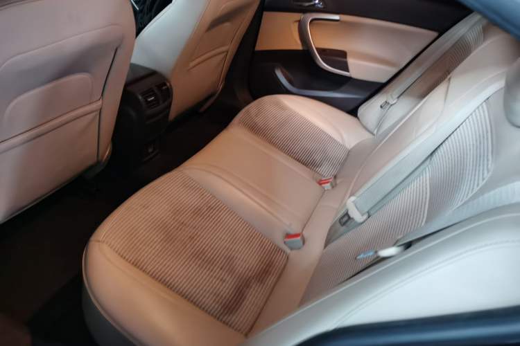 Used Buick Regal 2014 2.0L Leading Fashion Edition Left Rear Seat