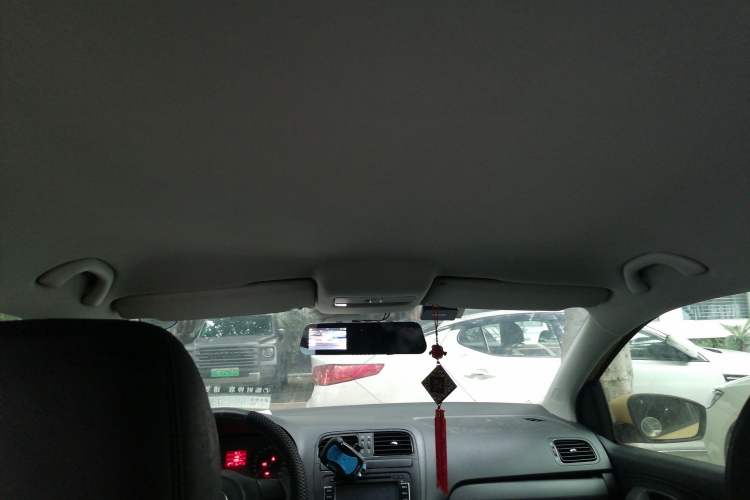 Used Volkswagen Polo 2011 1.4L Manual ZhiLe Edition Headliner