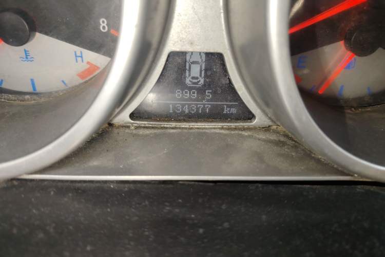 Used Geely Auto SX7 2013 1.8L Manual Luxury Model
