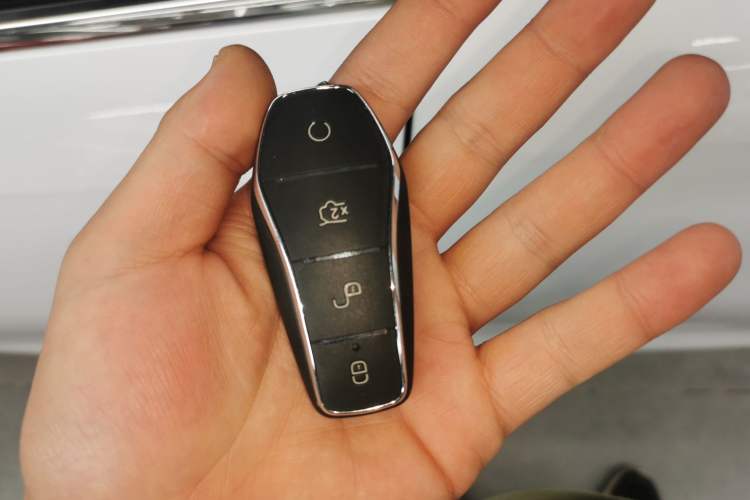 Used BYD Destroyer 05 2024 HONOR Edition DM-i 55KM Luxury Model Interior 1