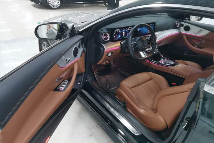 Used Mercedes-Benz E-Class 2021 E 260 Coupe
