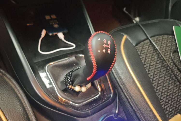 Used Dongfeng Fengon 580 2016 1.8L Manual Comfort Model
