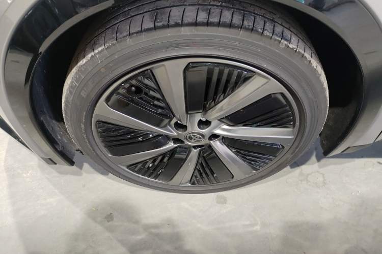 Used Toyota bZ5 2025 Model 550 PRO