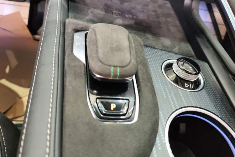 Used Zeekr 001 2022 Long-Range Dual-Motor WE Edition Gear Lever