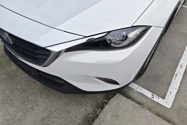 Used Mazda CX-4 2016 2.0L Automatic 2WD Blue Sky Dynamic Edition Left Front Headlight