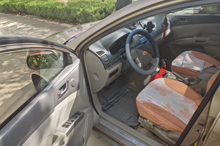 Used Geely Auto Classic Emgrand 2010 Sedan 1.8L Manual Standard Model Driver Seat