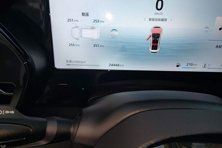 Used Geely Auto Monjaro L 2024 2.0TD High-Power Automatic Two-Wheel Drive Yunqi Version
