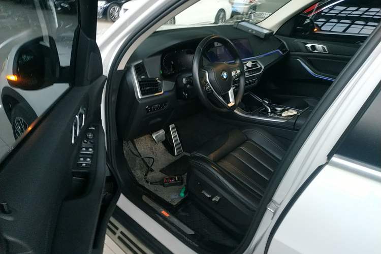 Used BMW X5 2019 xDrive40i M Sport Package
