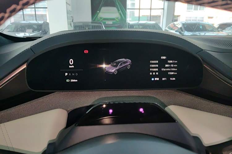 Used Zeekr 001 2025 WE Edition 100 kWh Rear-Wheel Drive
