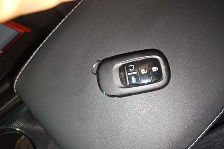 Used Honda Civic 2023 240TURBO CVT Dynamic · Center Stage Special Edition